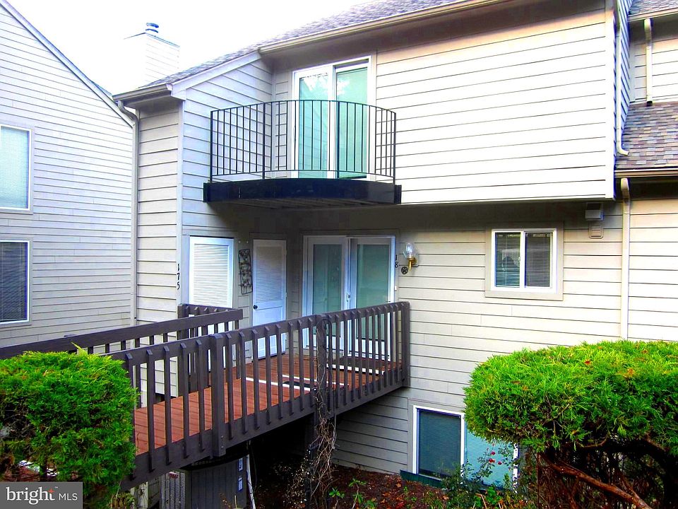 175 Ridge Ct Basye, VA Zillow