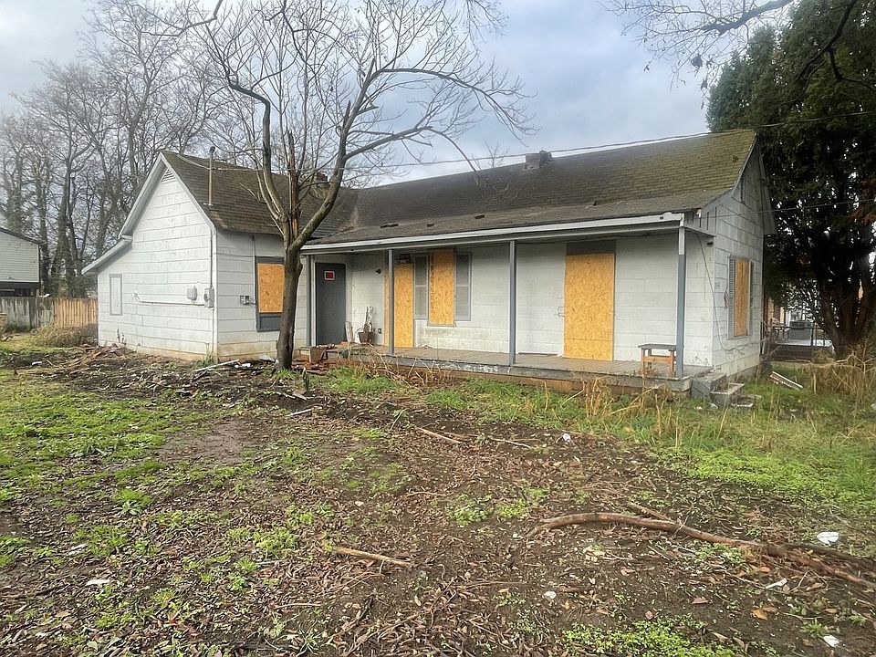 2nd image of 1819 15th Ave N