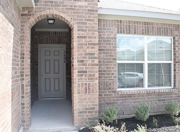 3rd image of 1604 Atlantica St