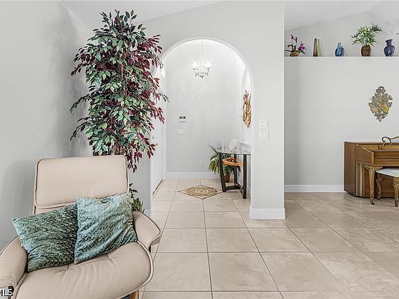 4th image of 2214 SE 10th Ln