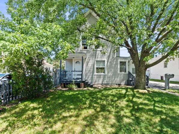 339 S Jackson St, Waukegan, IL 60085