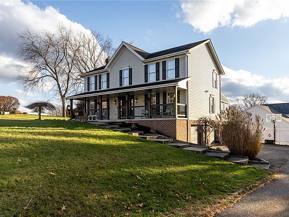 2nd image of 700 Montclair Dr
