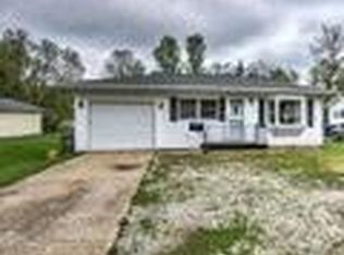 1716 W Ravina Park Rd, Decatur, IL 62526