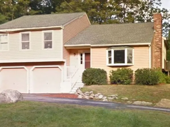 10 Scottsdale Dr, Hudson, NH 03051