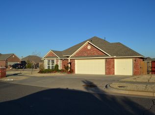 16808 Cordillera Way, Edmond, OK 73012