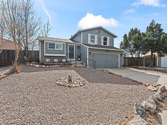 2nd image of 1945 Harwood Cir