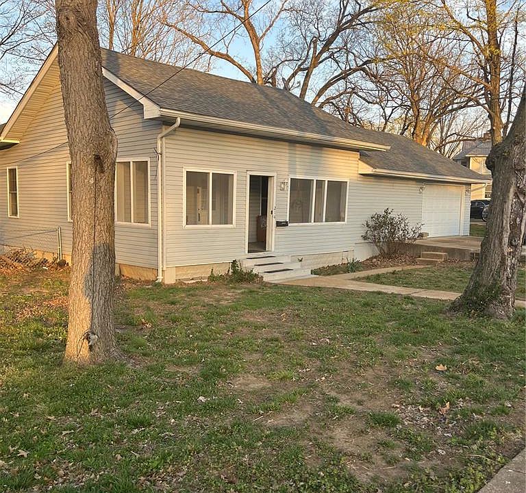 1st image of 214 Cross St
