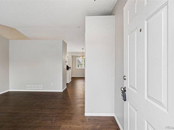 3rd image of 10606 Hyacinth Court