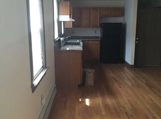 99 Gore St #1, Cambridge, MA 02141