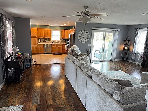 5th image of 11197 W Lakeshore Dr