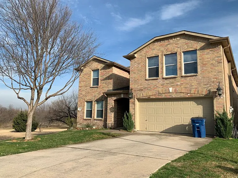 1613 Jester Ct — Photo 10