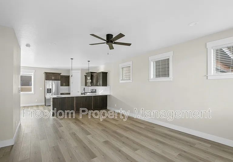 1446 E Star Dr — Photo 12