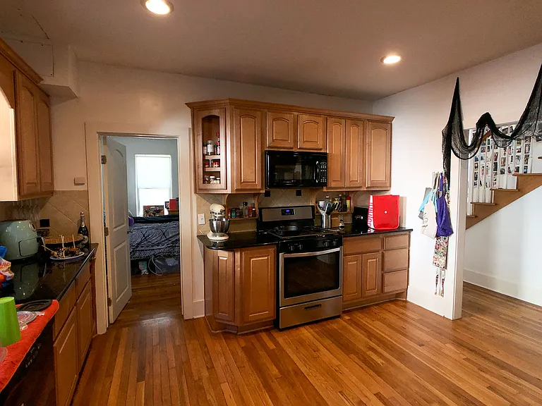5100 Avenue H #1 — Photo 10