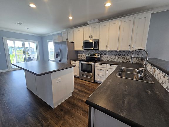 3rd image of 204 Broken Arrow Ln #328