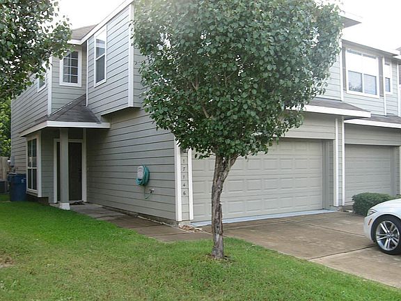 3rd image of 17146 Oakwood Chase Dr