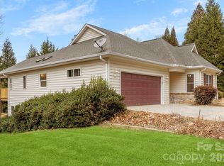 242 Carriage Summitt Way, Hendersonville, NC 28791