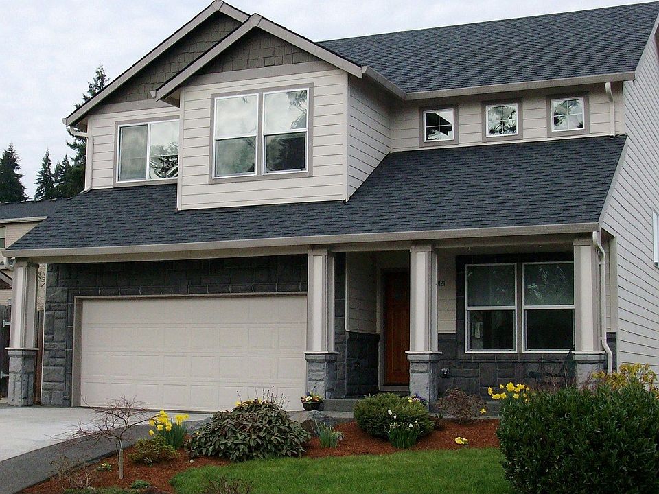 Welcoming Front Entry