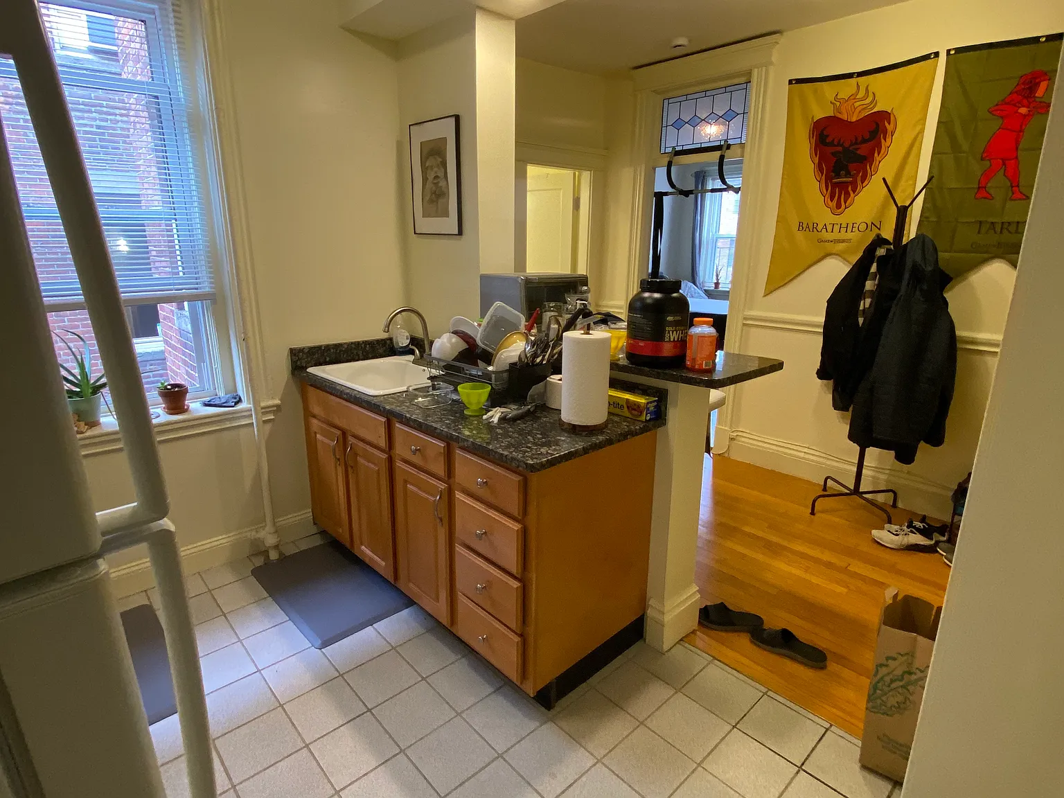 Studio, 450 sqft, $2,300 — Photo 4