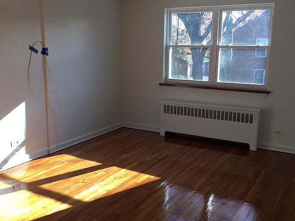 3rd image of 19405 39th Ave #2
