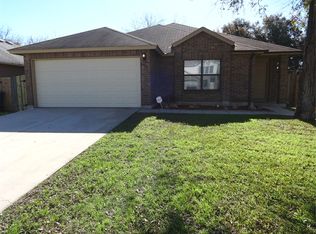 9302 Bowen Dr, San Antonio, TX 78250
