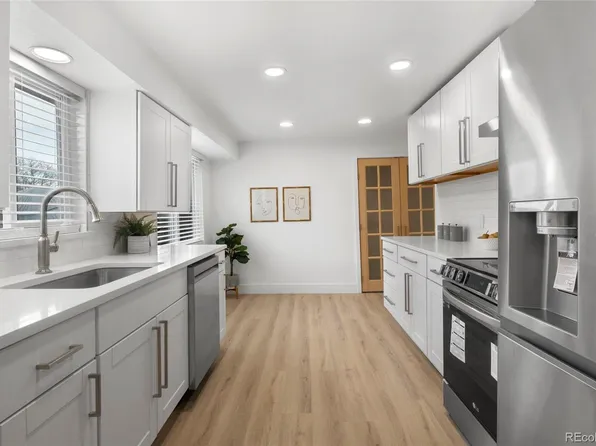 9831 W 76th Place, Arvada, CO 80005