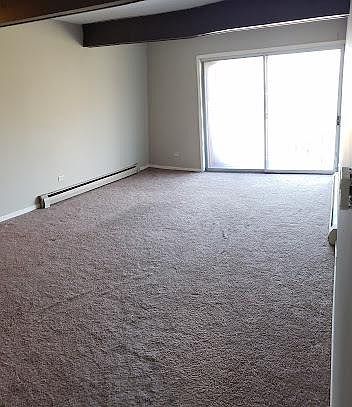 3rd image of 5649 Edge Lake Dr