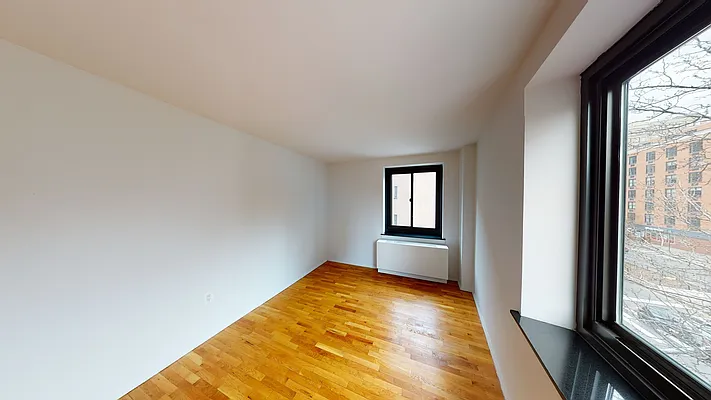 Rented by AZ REALTY NYC LLC | media 18