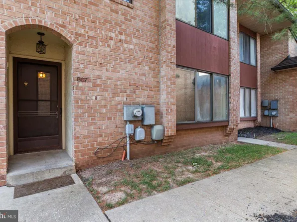 807 Stonybrook Dr, Norristown, PA 19403