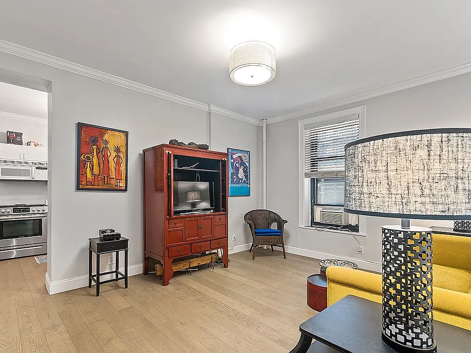 1st image of 61 E 86th St APT 4