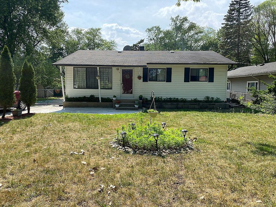 2nd image of 3038 Melvin Ave