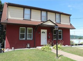 887 Riverview Ave, Baden, PA 15005