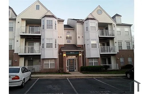 8921 Town Center Cir #201 Photo 1