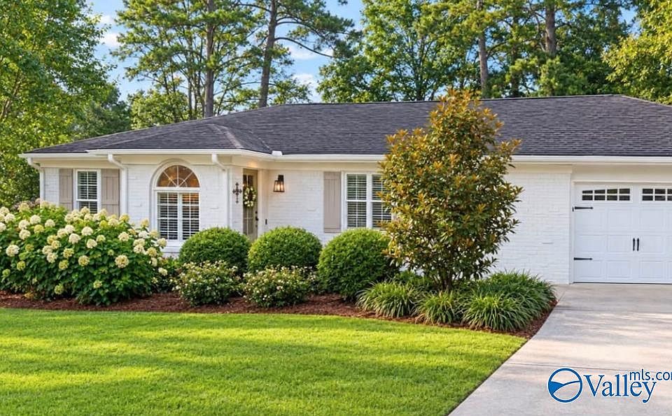 1st image of 162 Azalea Dr