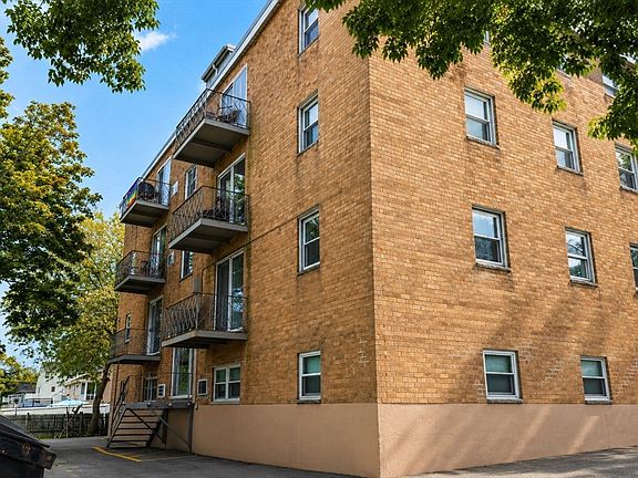 2nd image of 75 Waldemar Ave APT 202