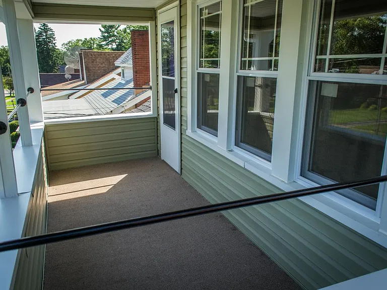 866 Canfield Rd #B — Photo 2
