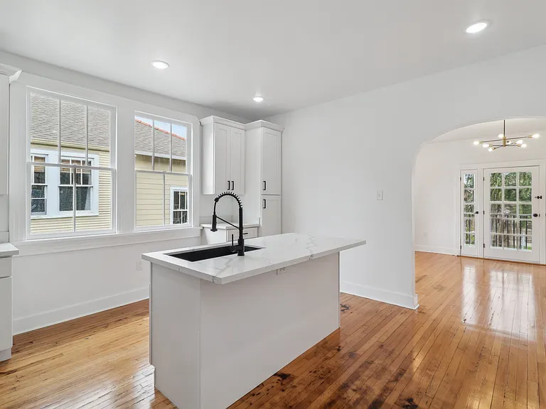 2700 Soniat St #2702 — Photo 9