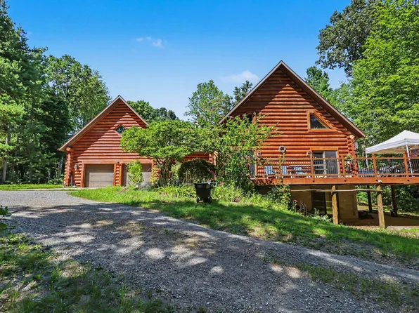 17182 Arthur Ct, Spring Lake, MI 49456