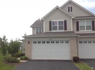 493 Silver Charm Dr, Oswego, IL 60543