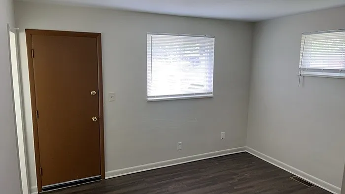 719 Wiltshire Blvd #4 — Photo 14