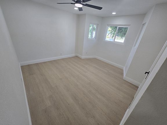 5th image of 609 Mission St