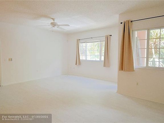 2nd image of 2015 SE 10th Ave #1051