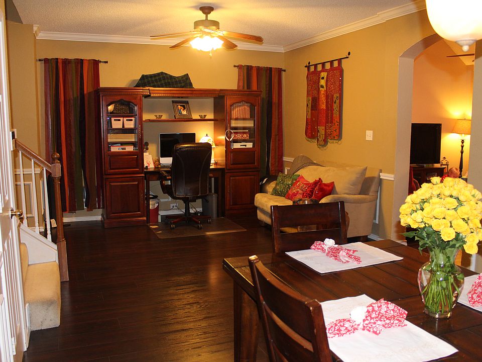 1st image of 2112 Amherst Dr