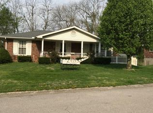 410 Verna Dr, Winchester, KY 40391