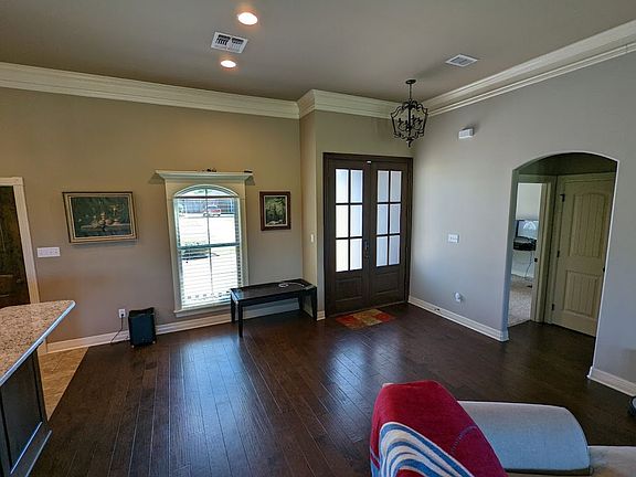 4th image of 417 Long Acre Dr