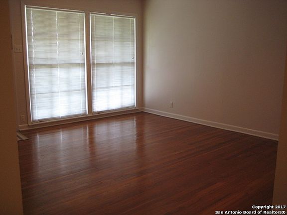 2nd image of 343 Sprucewood Ln