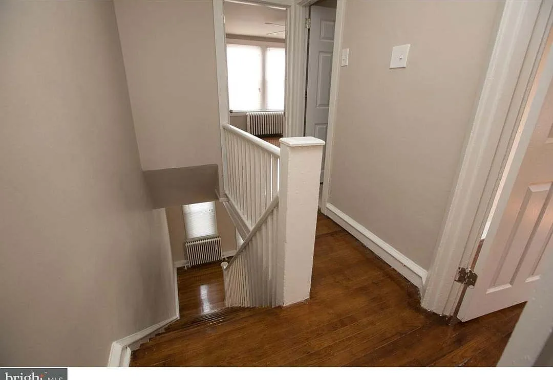 3 bed, 1038 sqft, $2,200 — Photo 4