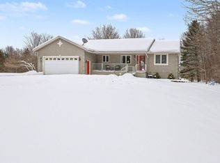 425 E Sternberg Rd, Norton Shores, MI 49441