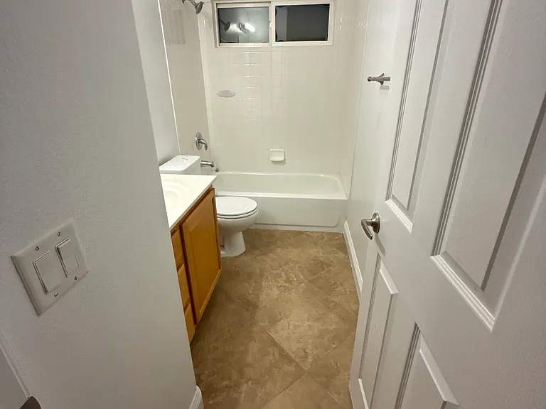 8212 Dusty Valley Ct — Photo 10