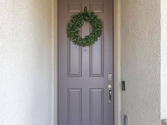 4th image of 3749 Cypress Ave
