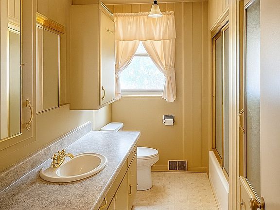 4th image of 122 Jay Dr